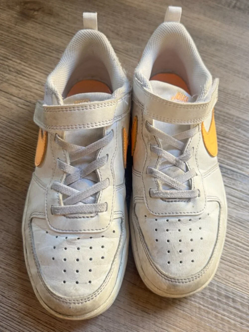Kid's Nike Velcro Sneakers Youth Size 3 Nike Court Borough Low Bundle